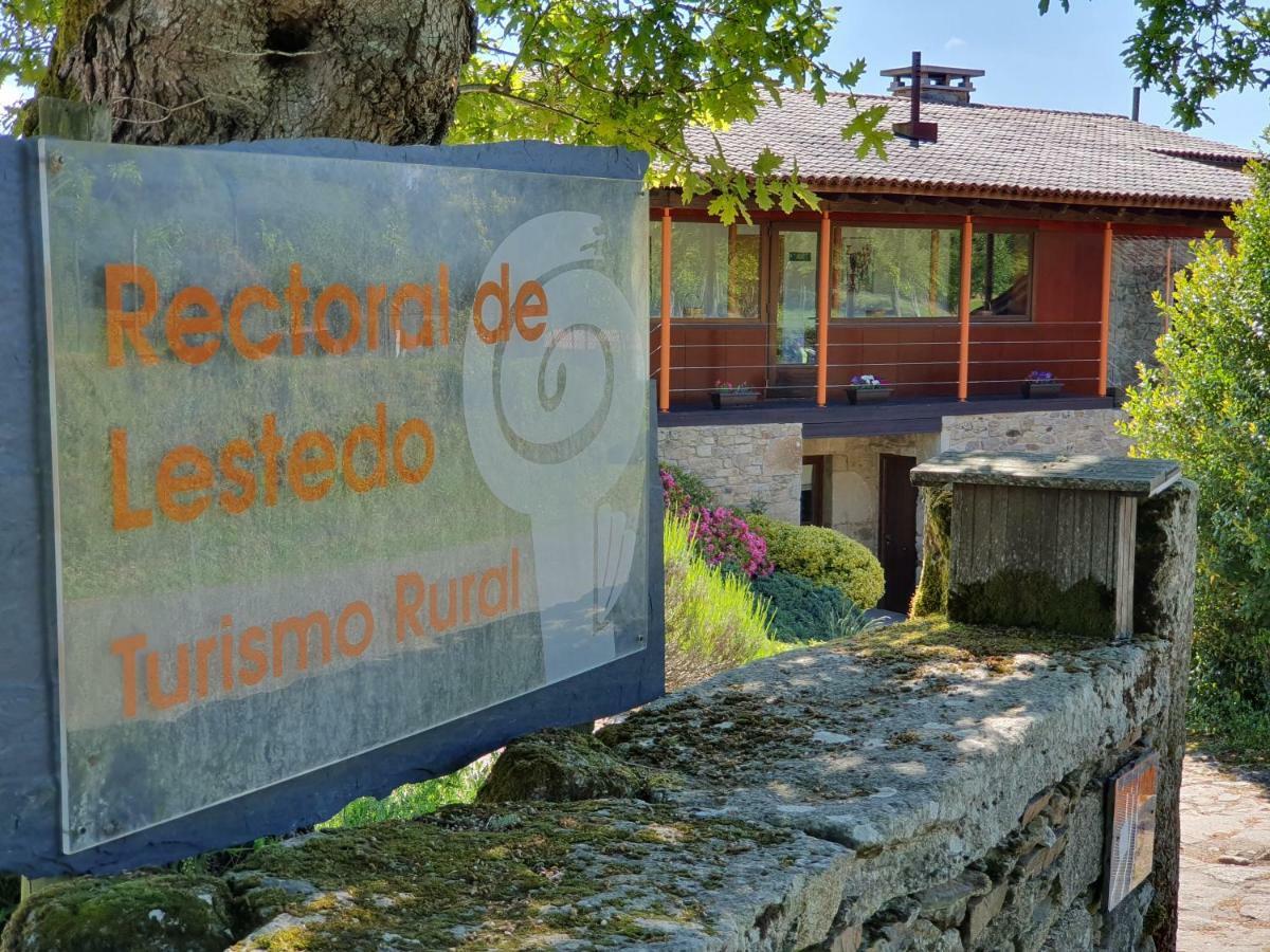 Rectoral De Lestedo Palas de Rei Exteriör bild